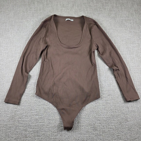 Abercrombie & Fitch Tops - Abercrombie & Fitch Brown Ribbed Long Sleeve Scoop Neck Body Suit Womens Size XL